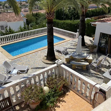 Villa Emilia 8 Pax *